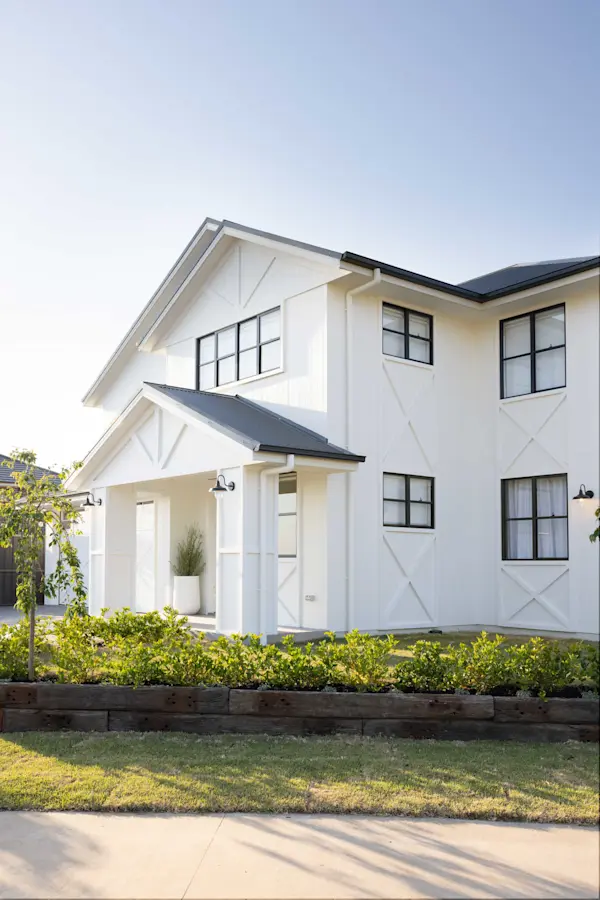 axon-cladding-exterior-modernfarmhouse-oakandorange-jameshardie-22