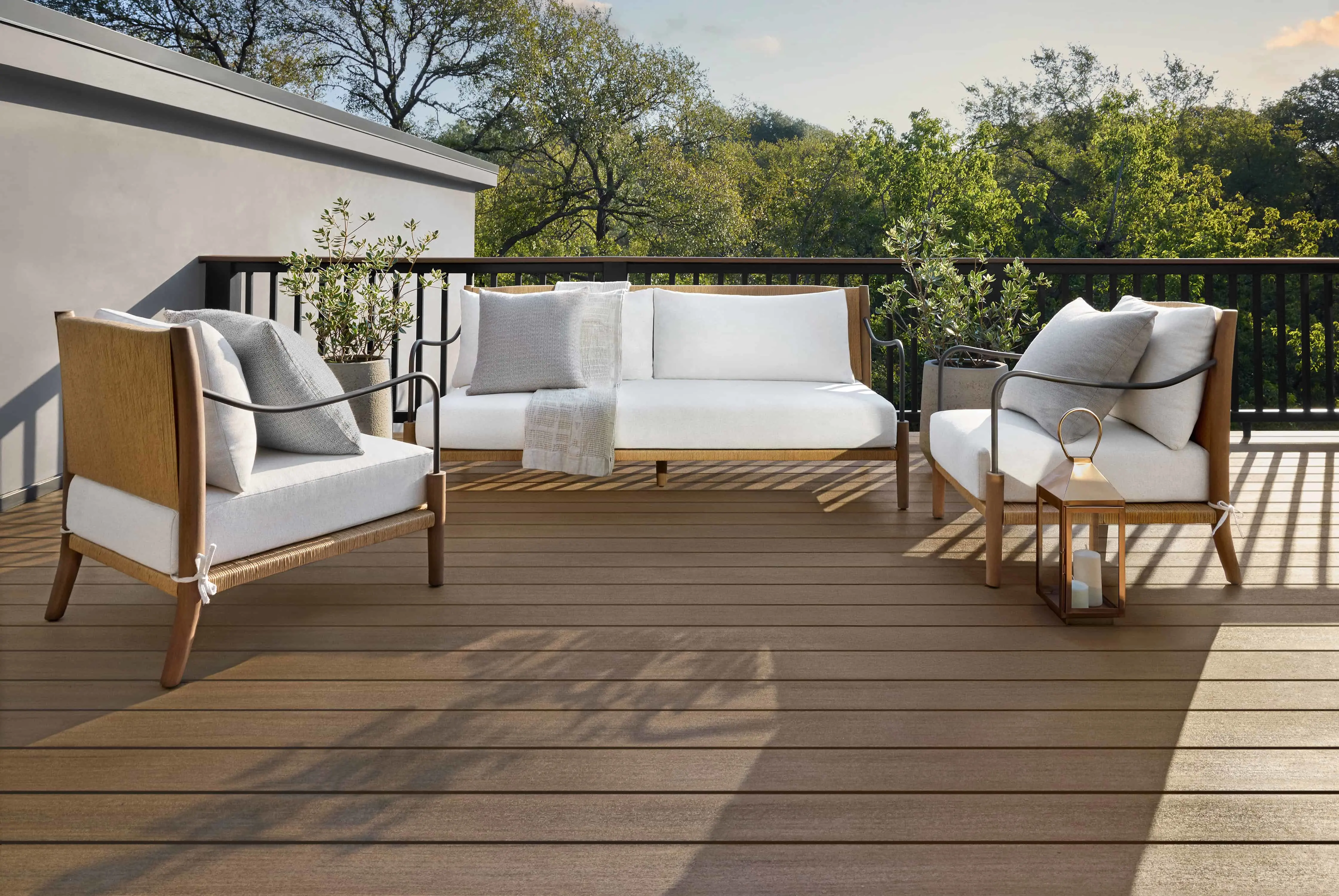TimberTech<sup>®</sup> Decking - Colour: English Walnut