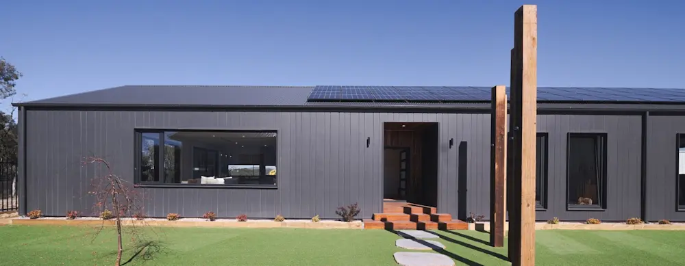 oblique-cladding-exterior-barn-swanbuild-jameshardie-48