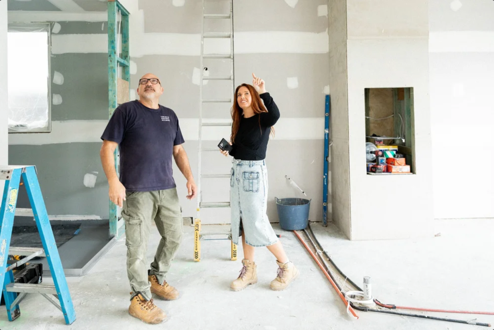 <p>Get <br/>Building</p>