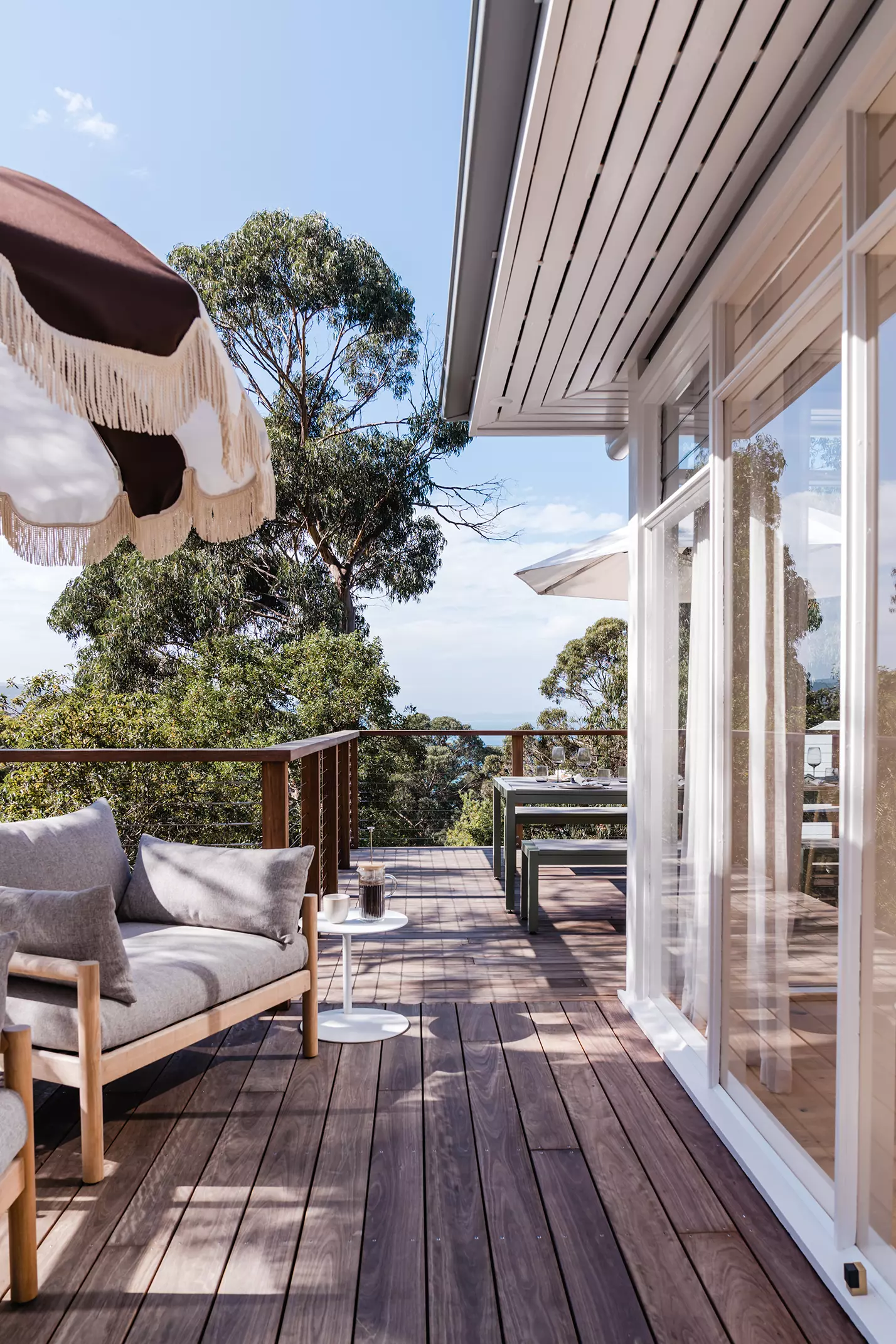 Exterior-Hunting-for-George-Reno-Goals-Lorne-Beach-House-DSC00308