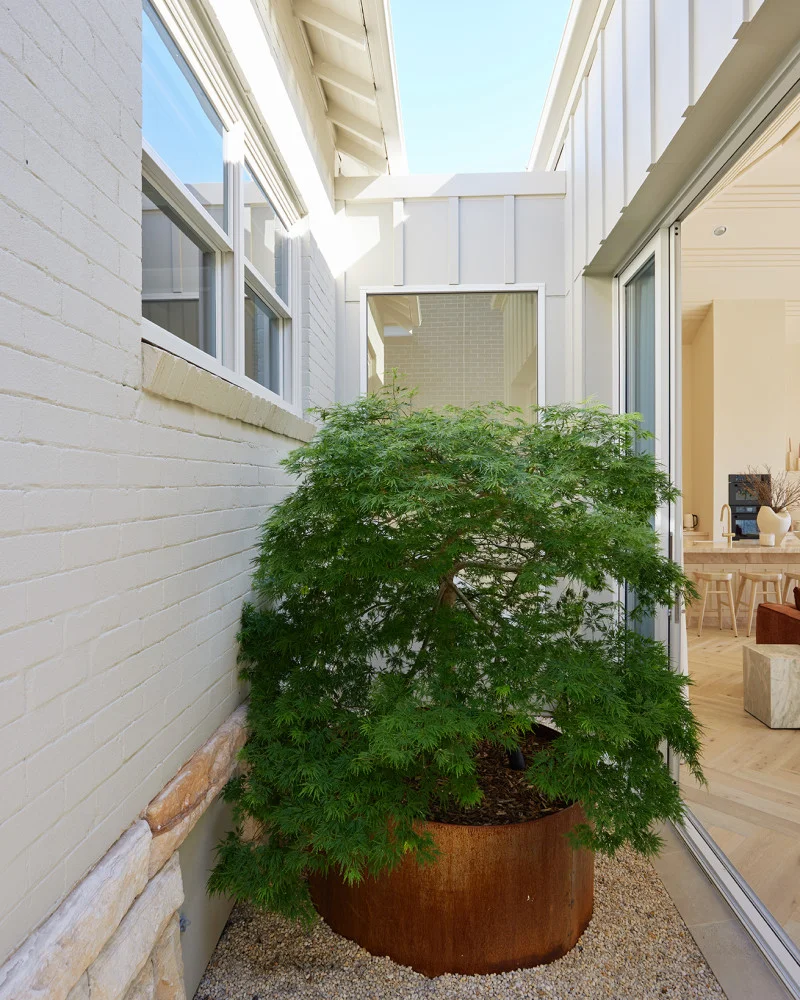 hardie-fine-texture-cladding-axent-trim-external-threebirds-house17-james-hardie-24-JH Image Gallery Vertical