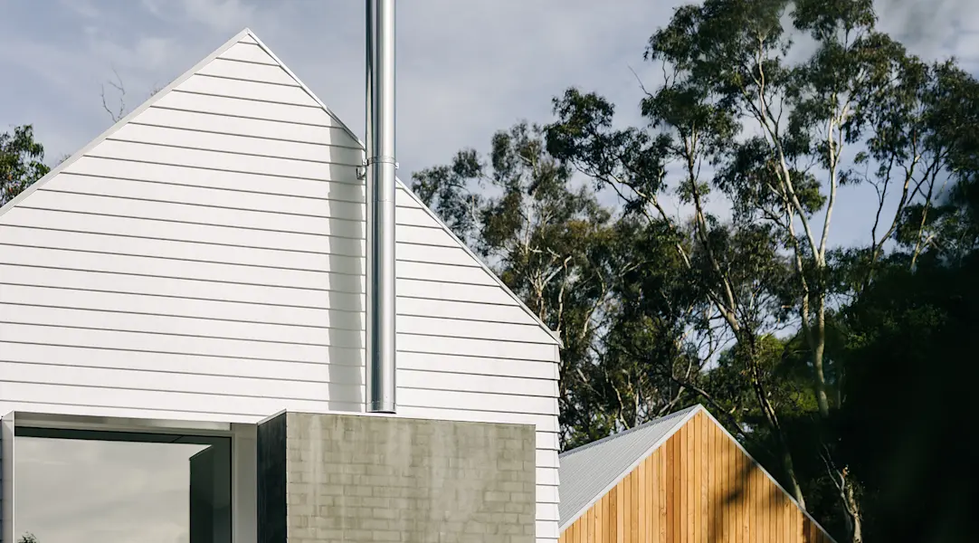 Gable-end pavilions wrapped in crisp lines of Linea™ Weatherboard