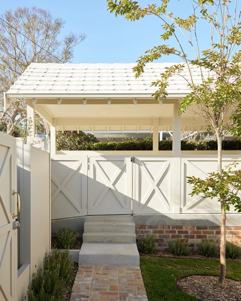 hardie-fine-texture-cladding-axent-trim-external-threebirds-house17-james-hardie-35-JH Image Gallery Vertical