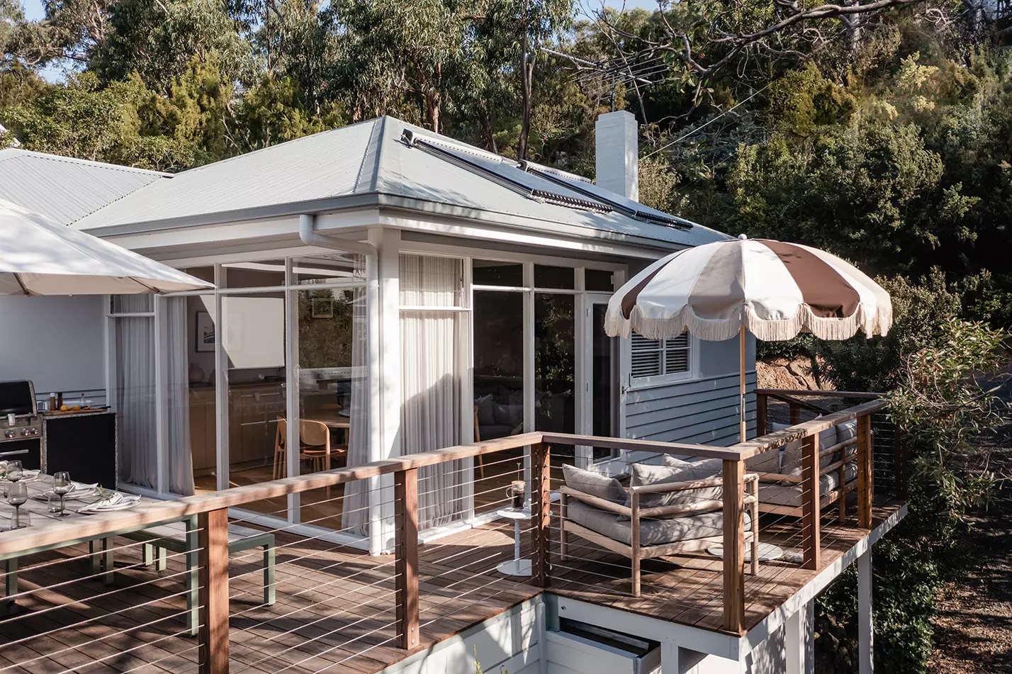 Exterior-Hunting-for-George-Reno-Goals-Lorne-Beach-House-DJI 0866