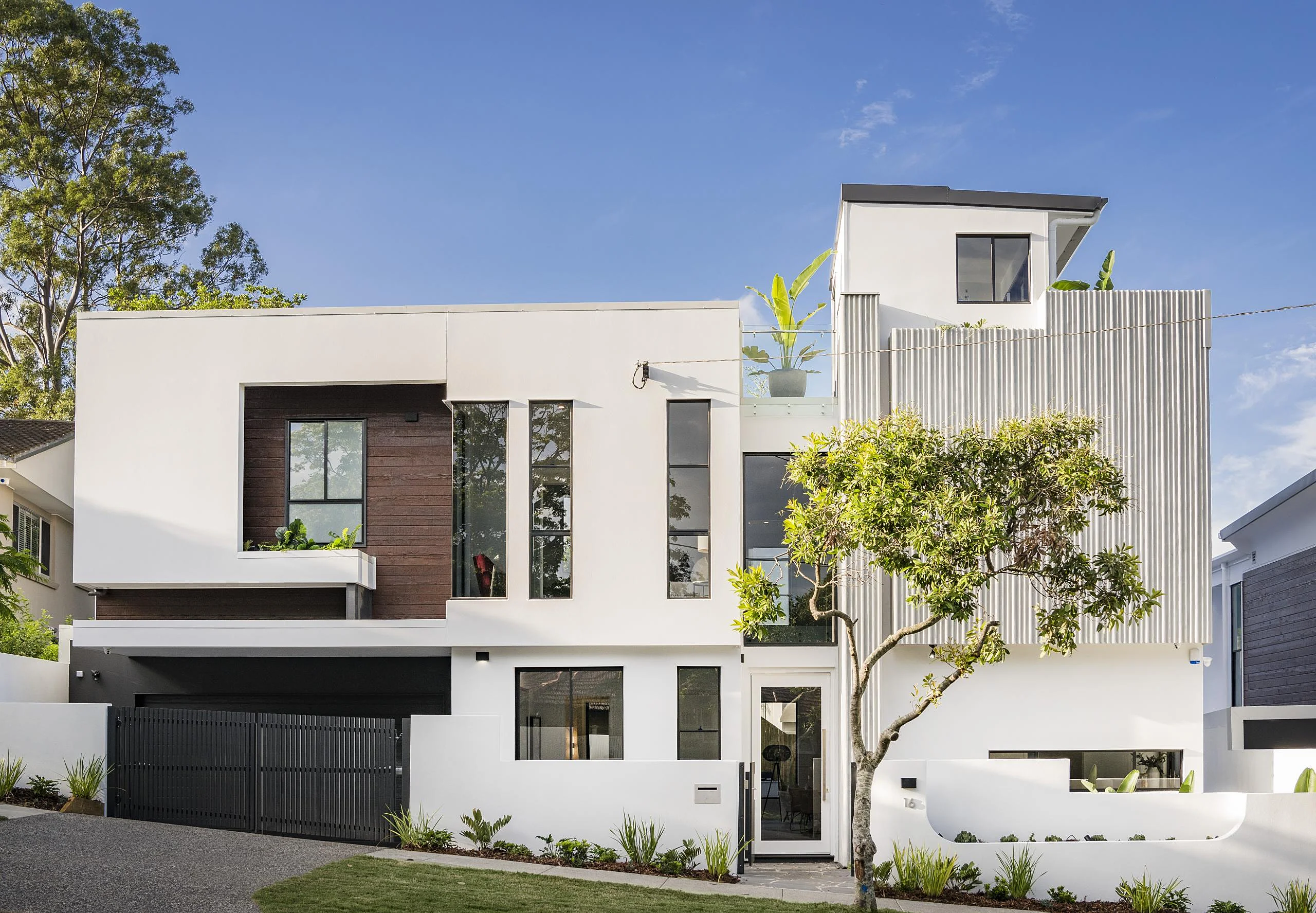 no_fc_modern_facade_modern_corparoo_signature_properties_jameshardie_5-scaled