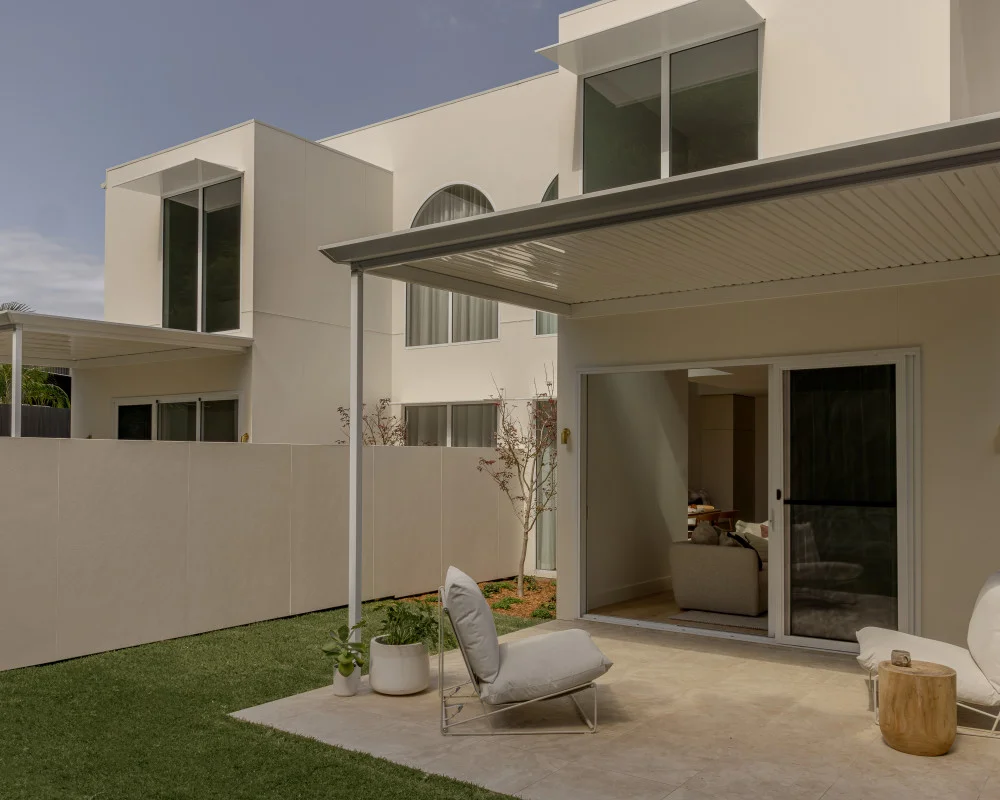 hardiefinetexturecladding-modernclassical-exterior-newcastle-ortonhaus-jameshardie 2-Image Gallery JH Website