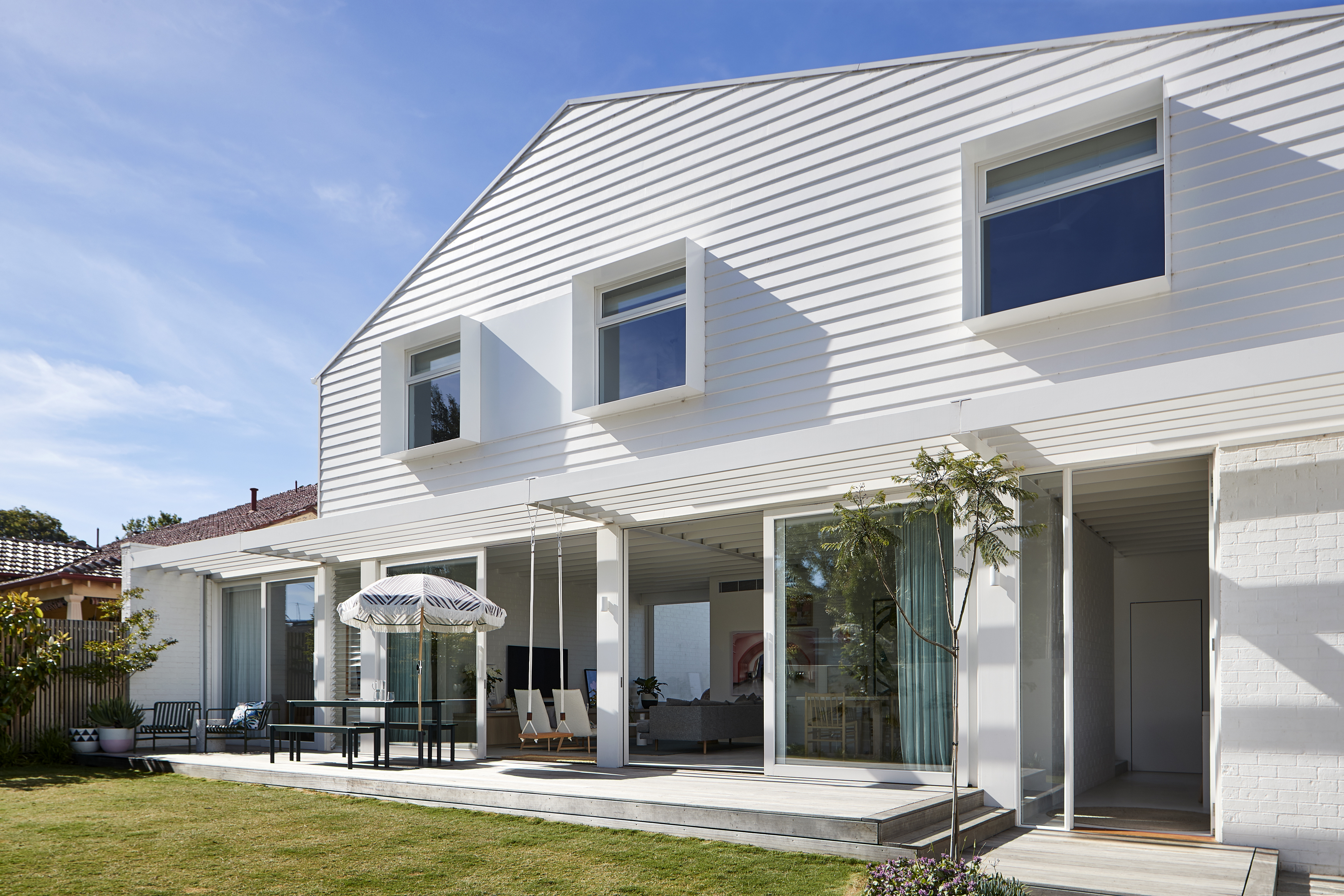 linea-exterior-eganstreet-brightonwhitehouse-bowerarchitecture-shannonmcgrathphotographer-jameshardie-1 (1)