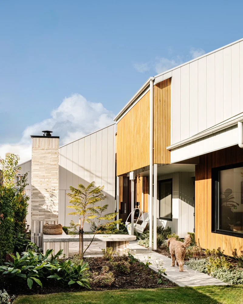 stria-cladding-exterior-barn-alphington-altereco-gluxbuilders-marnielawrson-jameshardie-5-JH Image Gallery Vertical