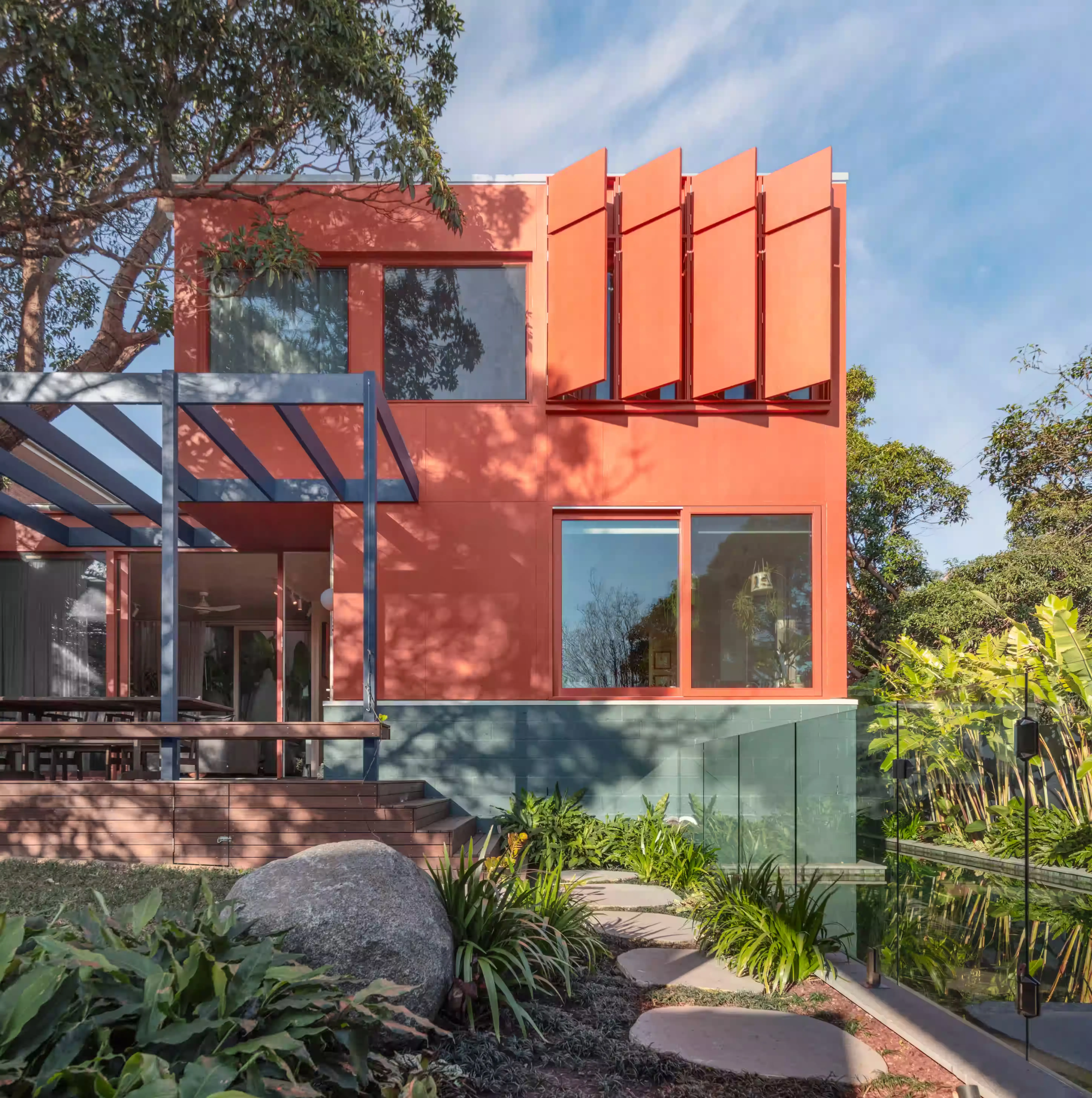 Hardie™ Fine Texture Cladding | Urban Core | Aileen Sage