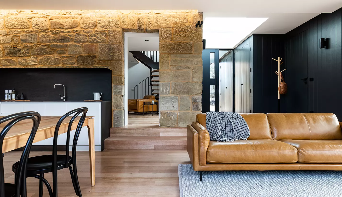 axon-modern-interior-bendigo-bannerman-house-bijl-architecture-adamgibsonphotography-jameshardie-82 (1)