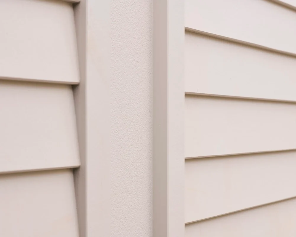 matrix-cladding-linea-weatherboard-exterior-TheBlock2025-House2-Daylesford-Julian-Brenchley-jameshardie7-Image Gallery JH Website