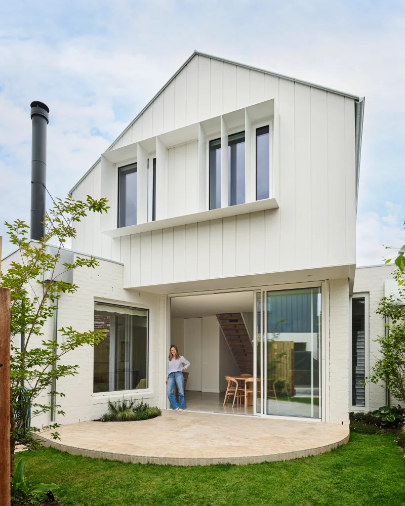 hardie-oblique-cladding-exterior-modernheritage-williamstown-ultrabuilders-katevernonarchitects-nikoleramsayphotography-jameshardie-16-JH Image Gallery Vertical
