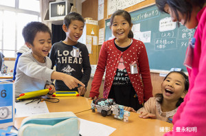 楽しくってゾクゾクする！小学校でロボットを使ったプログラミング教育