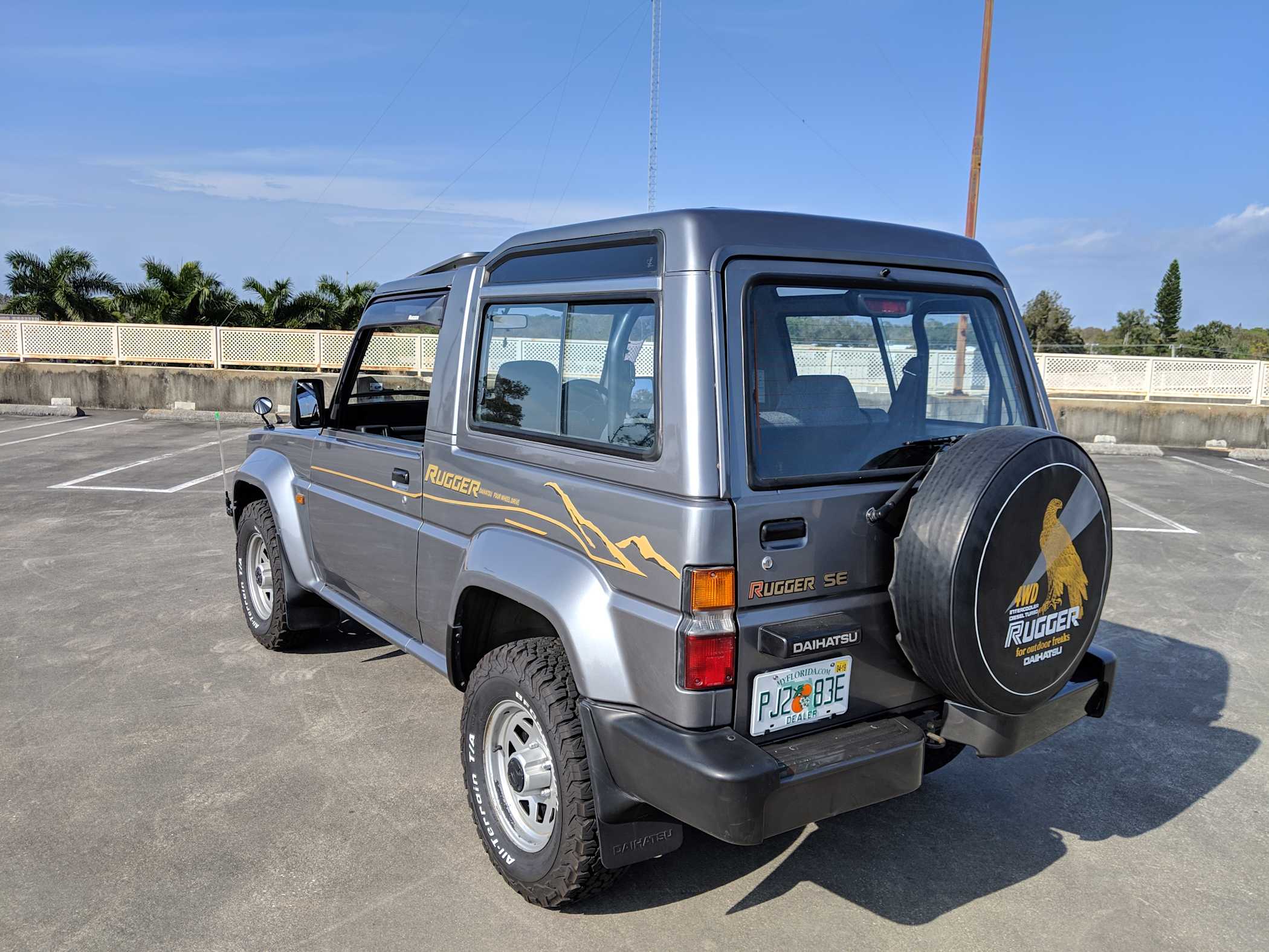 Стекло daihatsu rugger