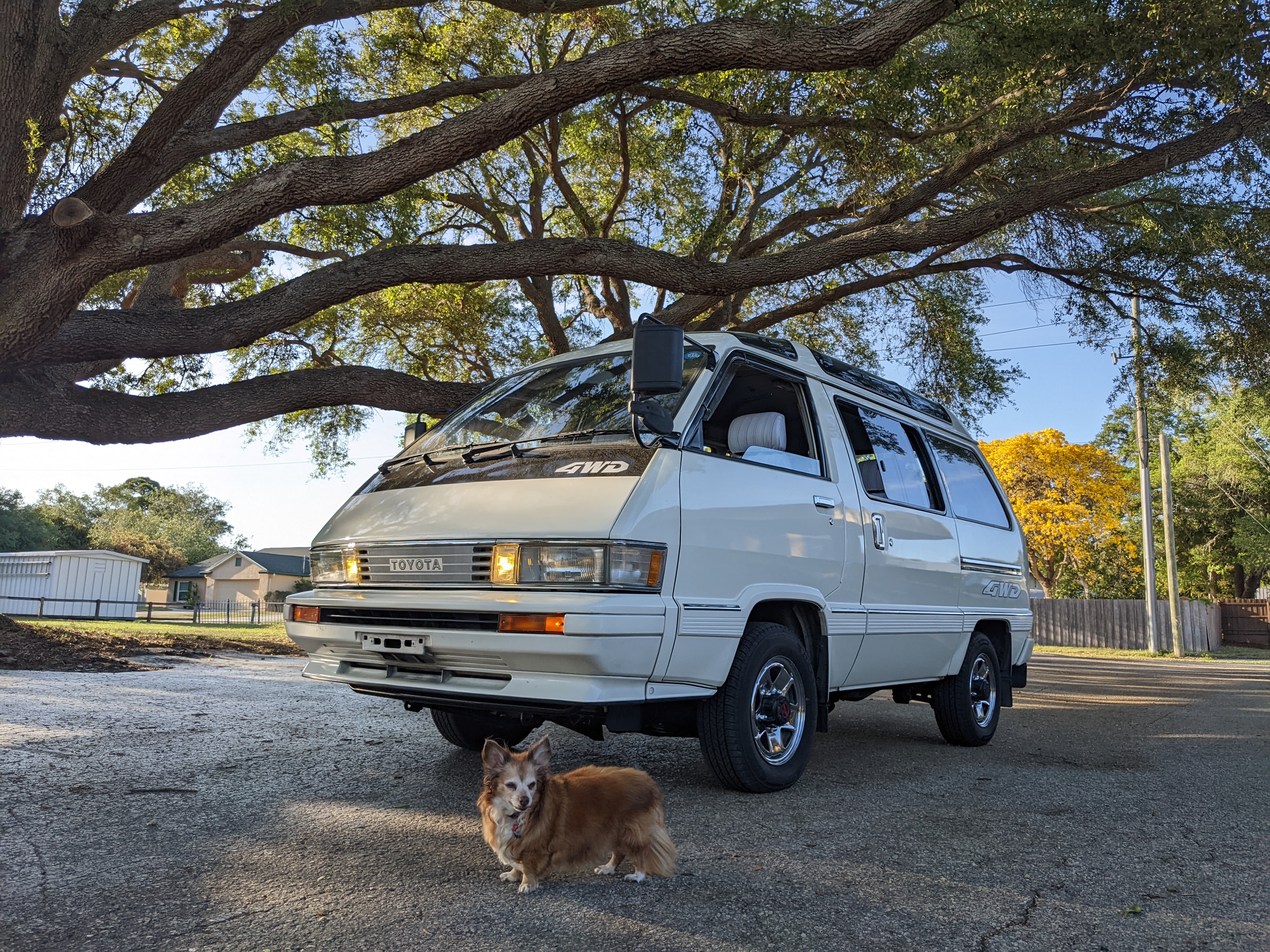 1986 Toyota TownAce "Royal Lounge" YR30