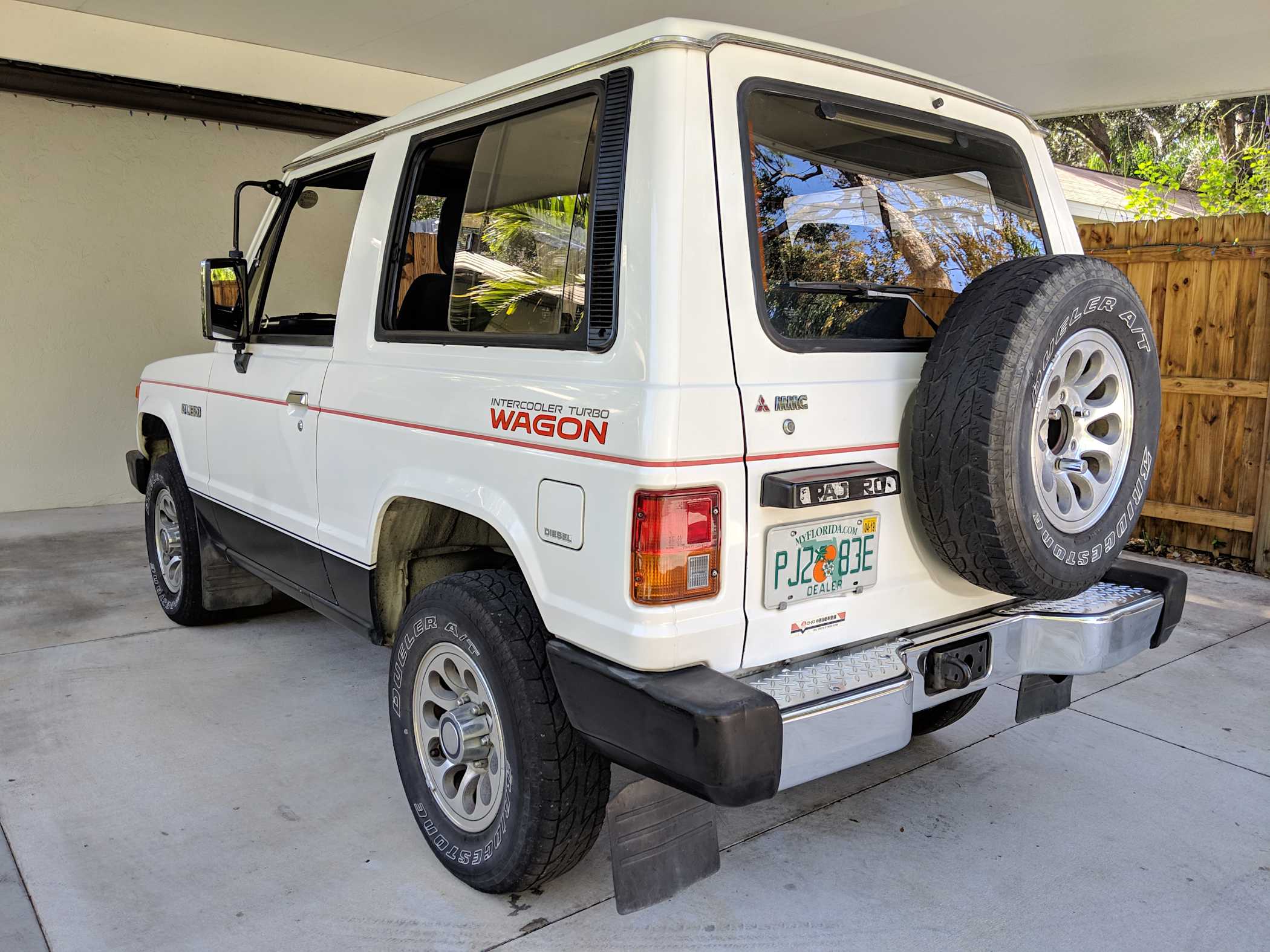Mitsubishi pajero 1989