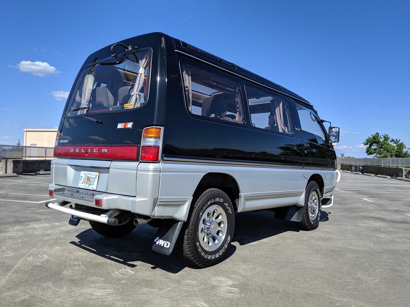 Mitsubishi delica p35w