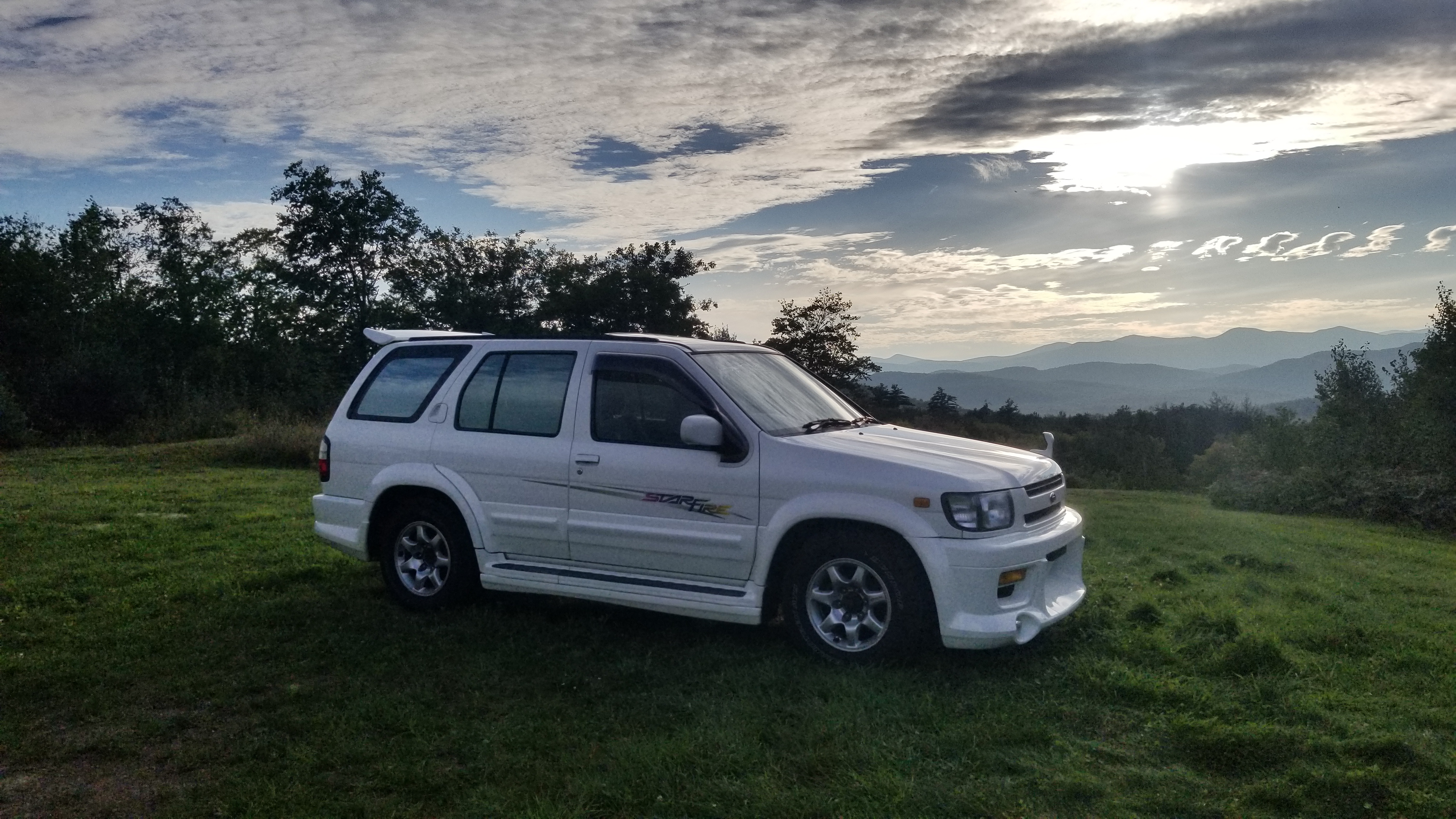 SOLD - 1997 Nissan Regulus Terrano Starfire