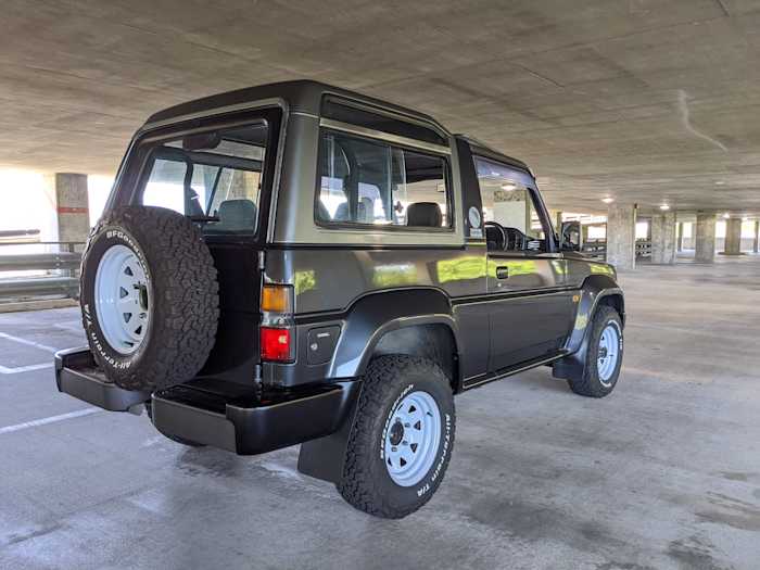 Стекло daihatsu rugger