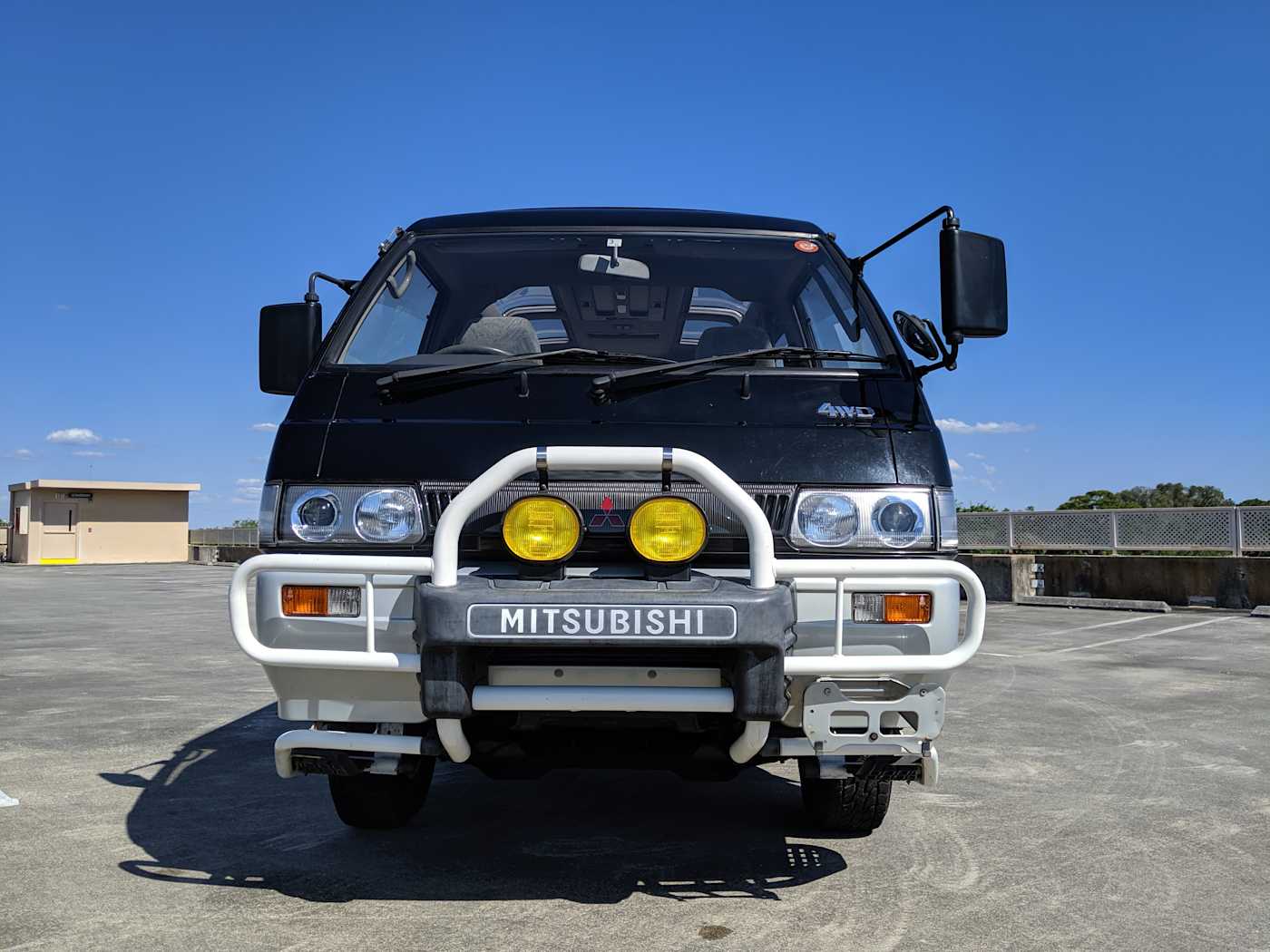Mitsubishi delica 1994