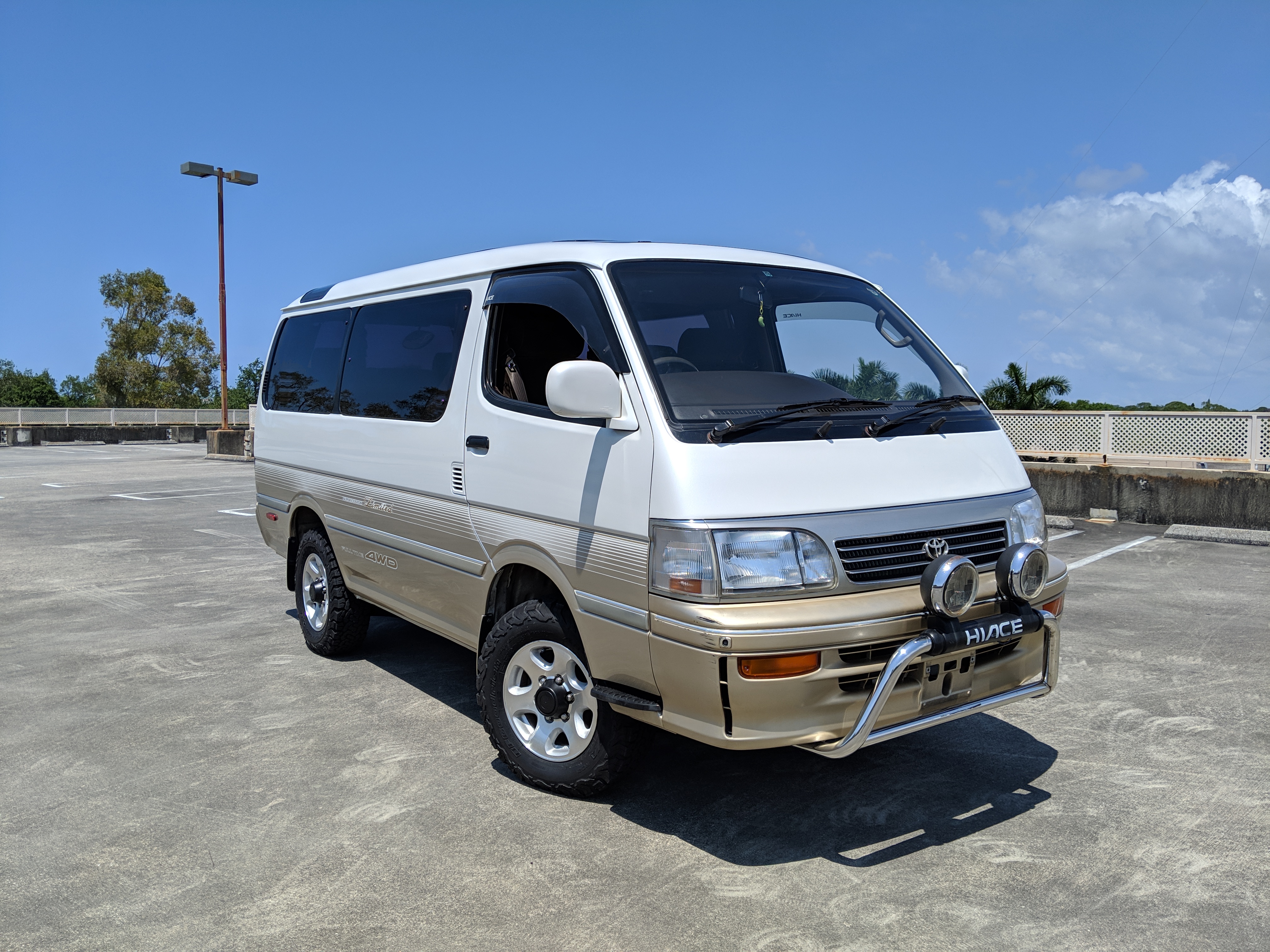 1993 Toyota HiAce Super Custom Limited 