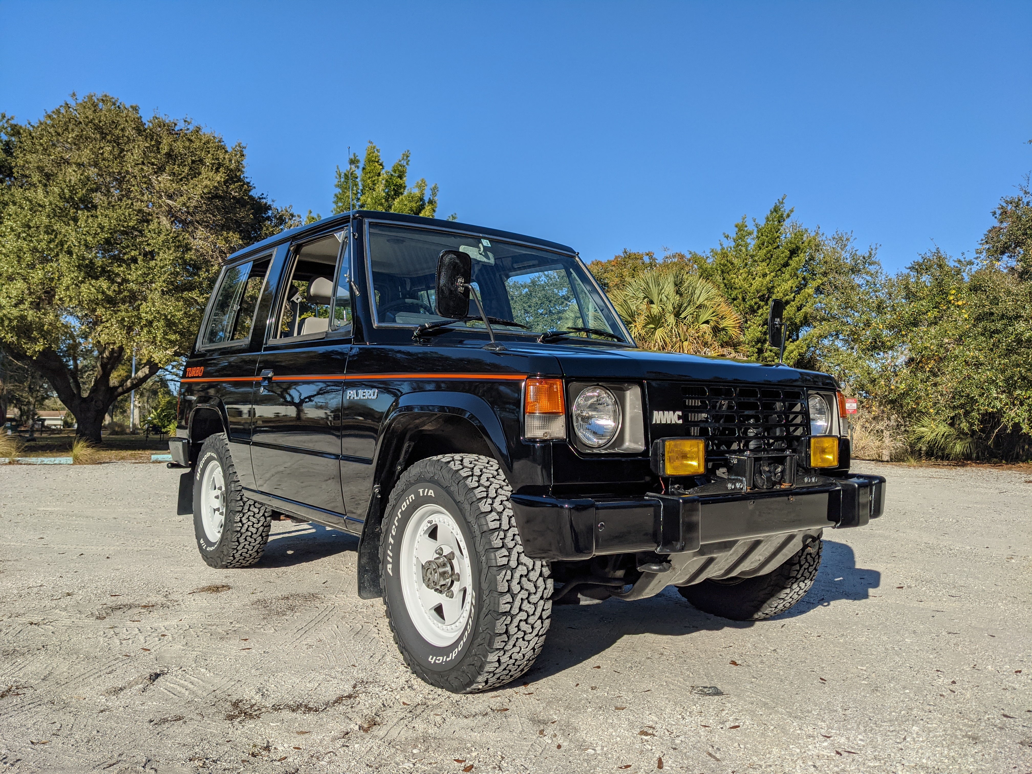 1984 Mitsubishi Pajero L043G Turbo