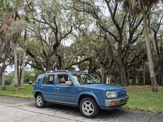 1995 Nissan Rasheen