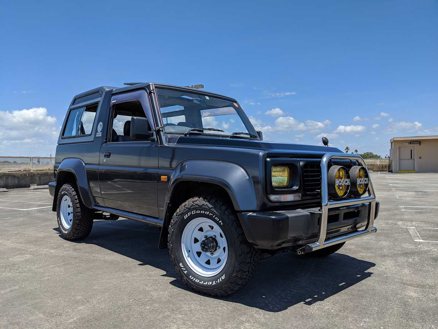 Стекло daihatsu rugger