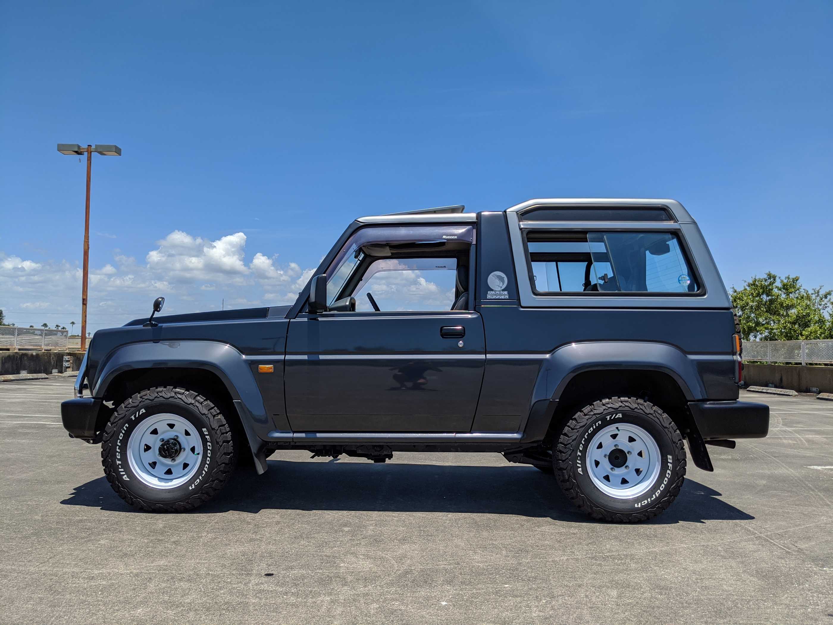 Стекло daihatsu rugger