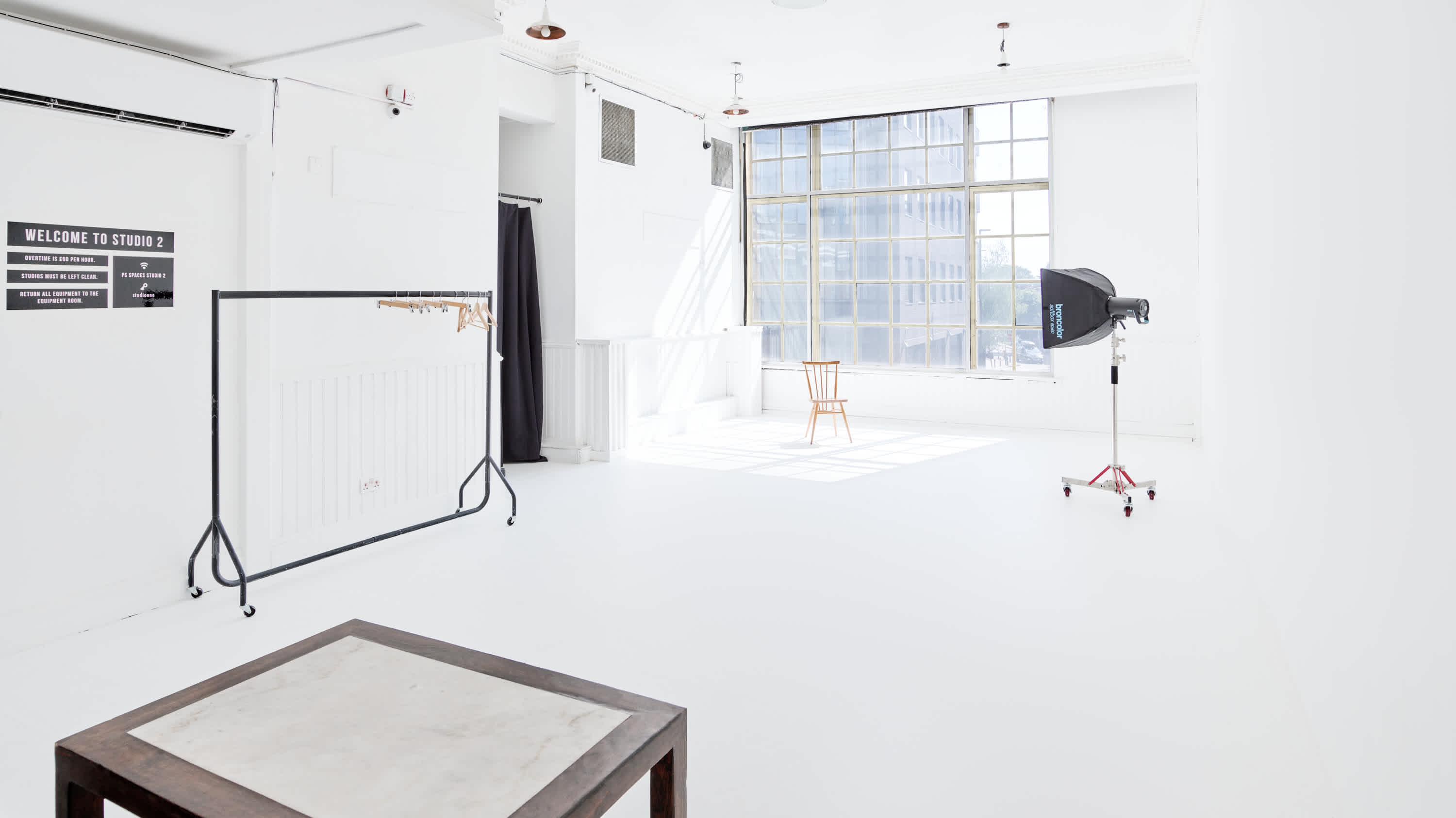 Photography and film studio hire London → PS Spaces