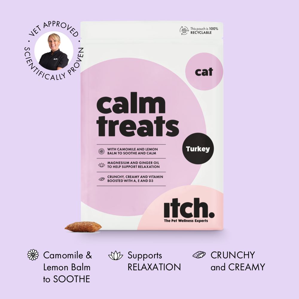 Itch Calm Treats for Cats, image of pouch with treat