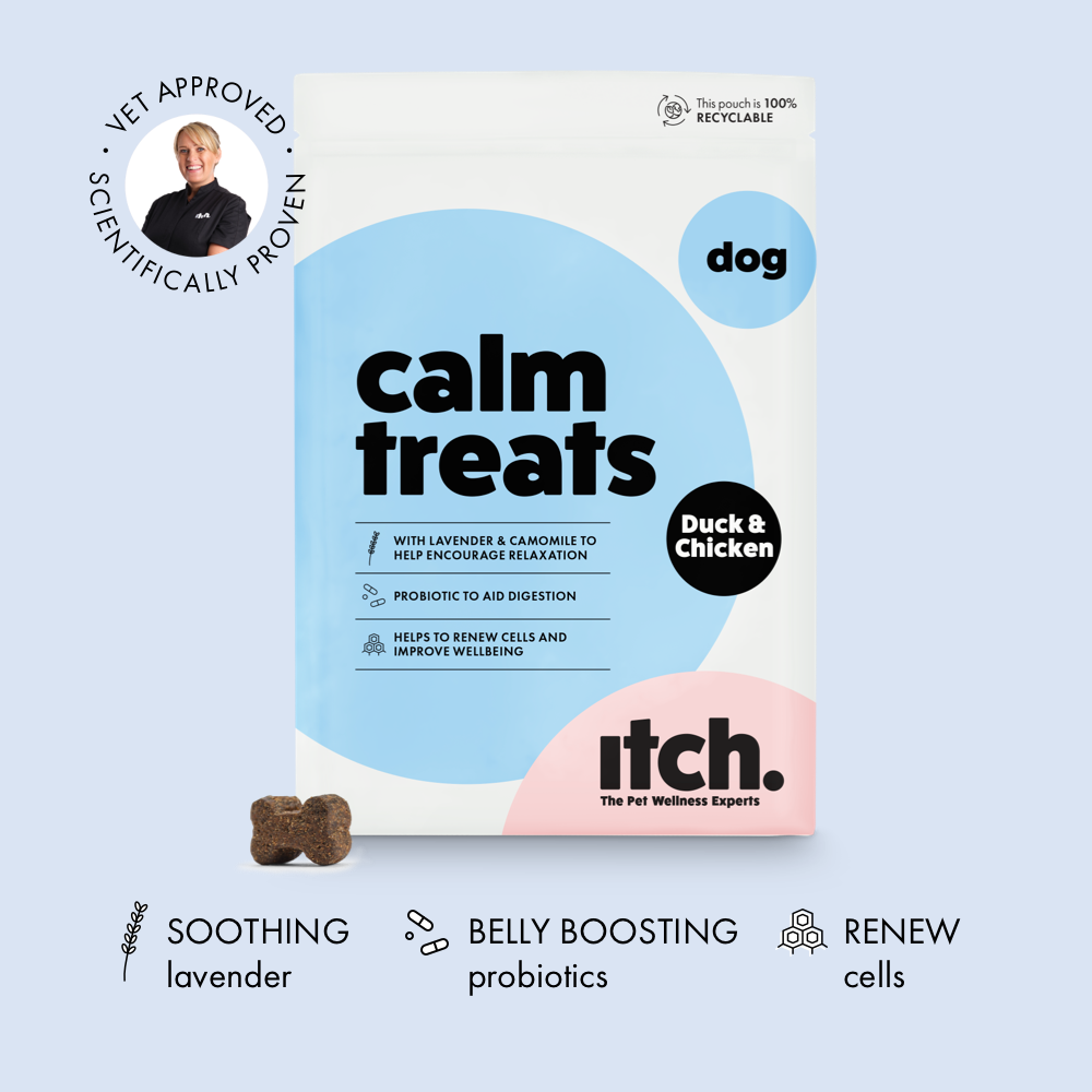 Itch Calming treats for Dogs, Image of pouch with treat