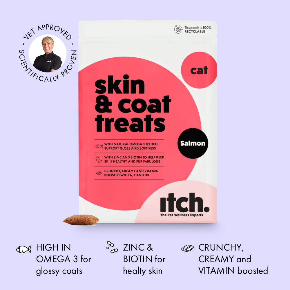 Itch Skin & Coat Treats for Cats, image of pouch with treat