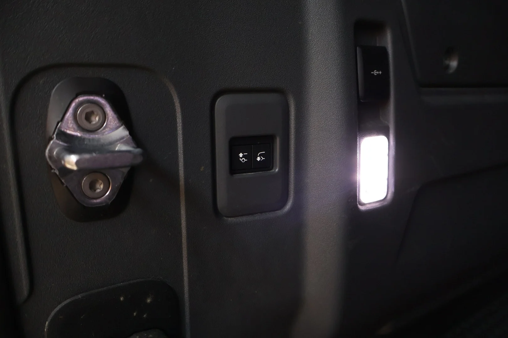 Car Image - 7xNo8mnsDNeMKEUSVNRNk9