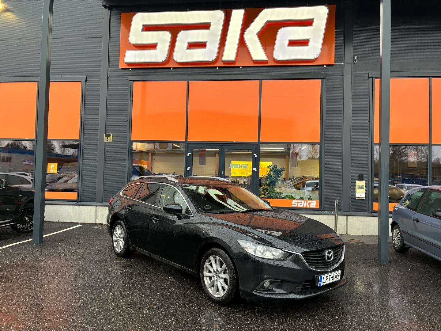 Car Image - 1QKH5SEw0i70pg6DaOl14H