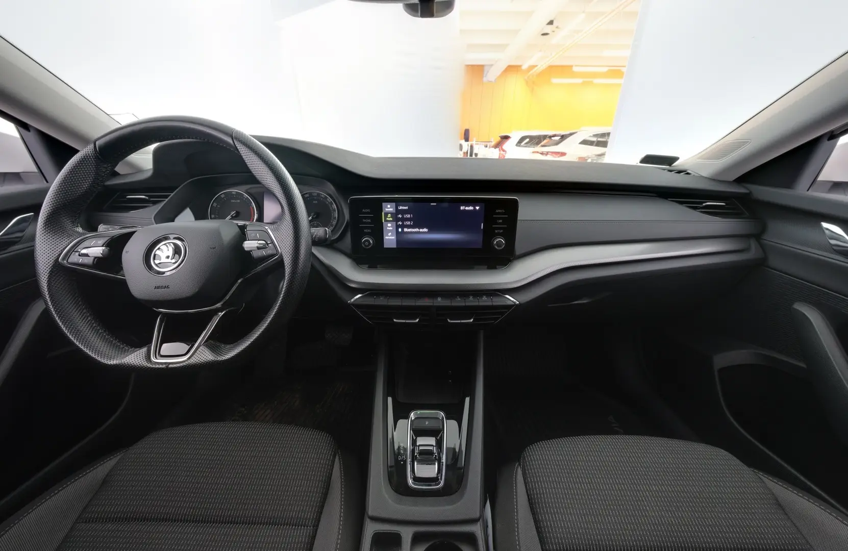 Car Image - 3uVMtxJLzb5wDMudNg5px9