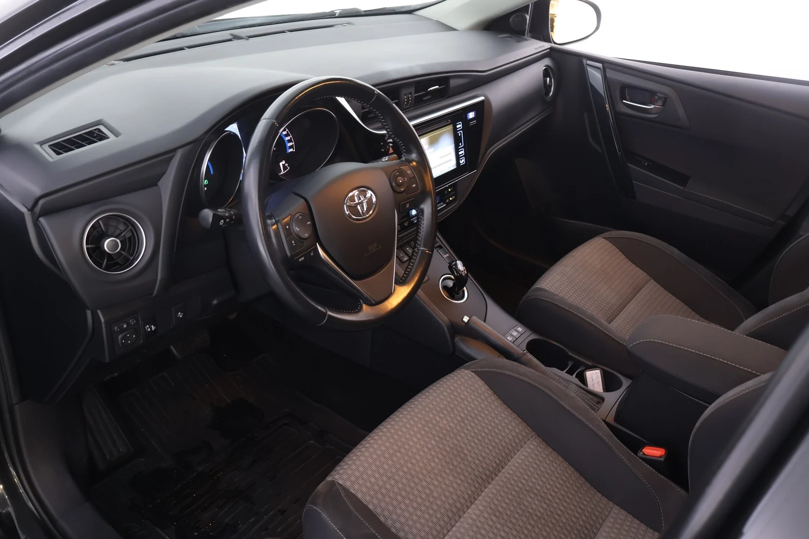 Car Image - WDjZzbzxxC5GWHAvC5fdm