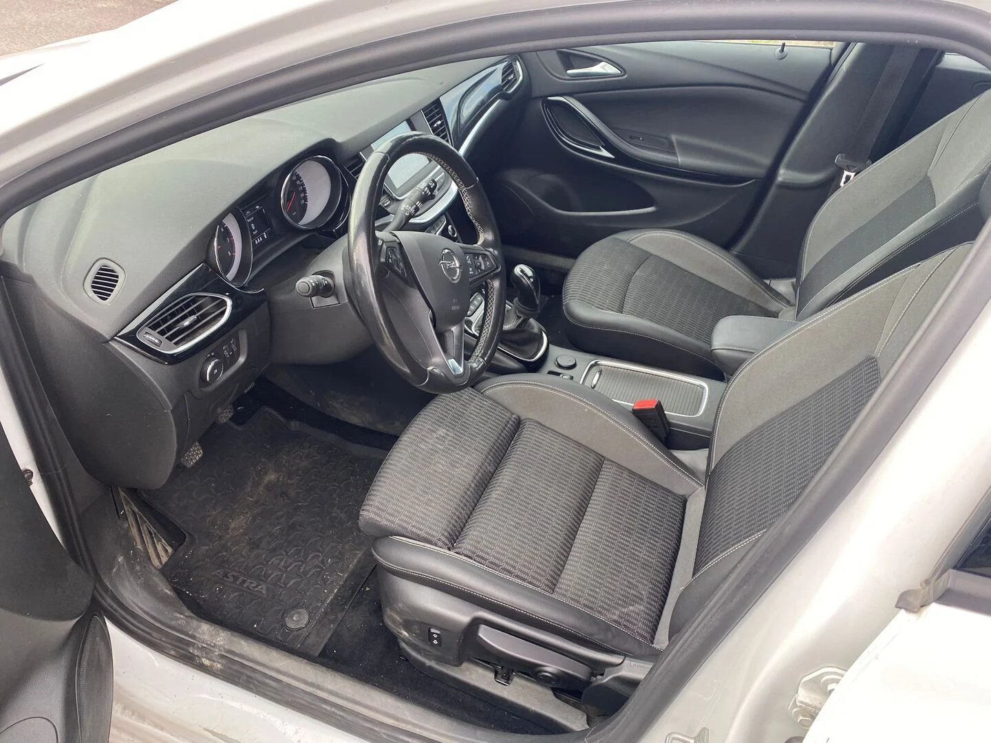 Car Image - 2eslJxHNZqSheWu7u0JDrK
