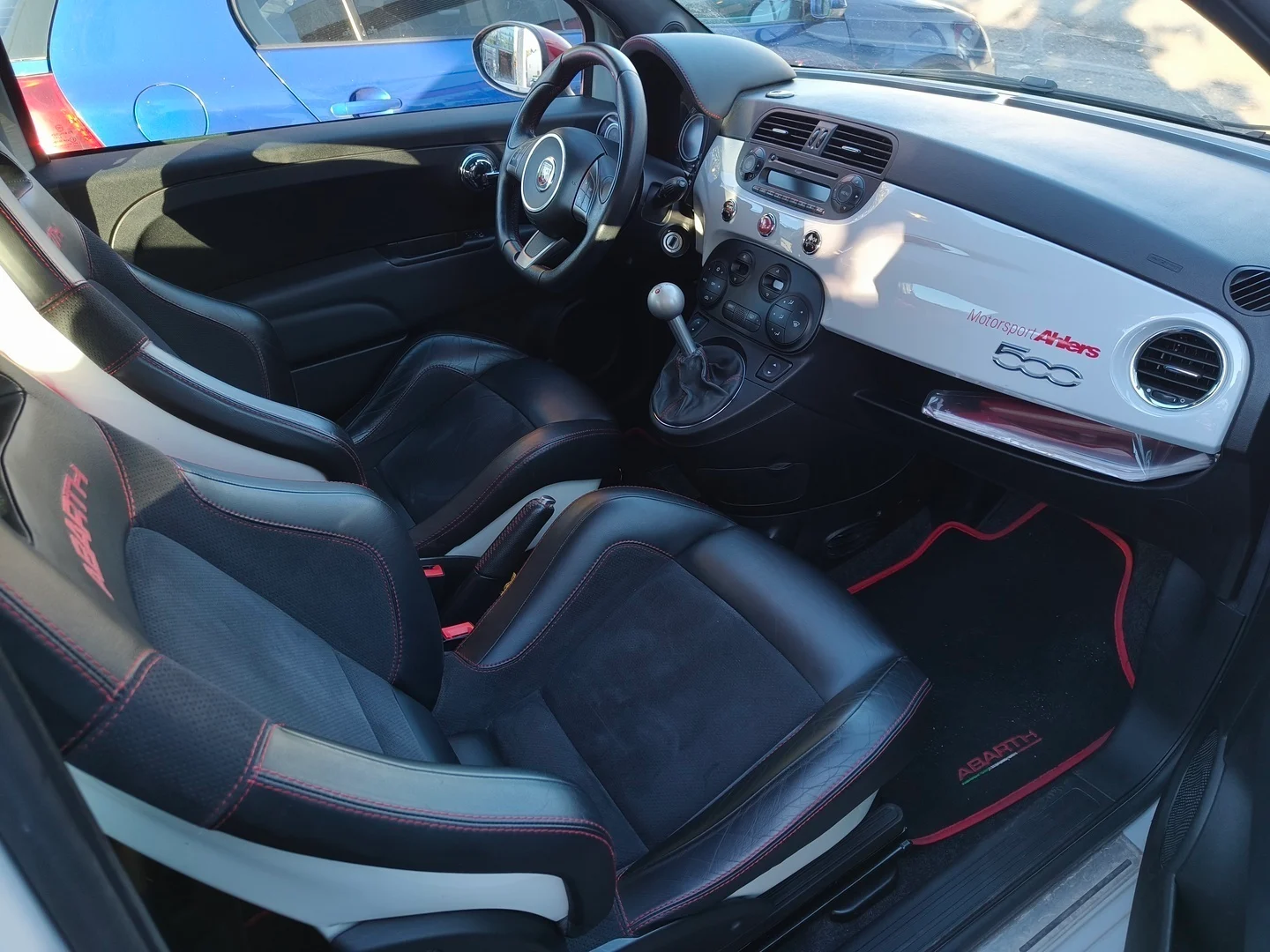 Car Image - RRlvSoSKfckY9aD8r6JeL