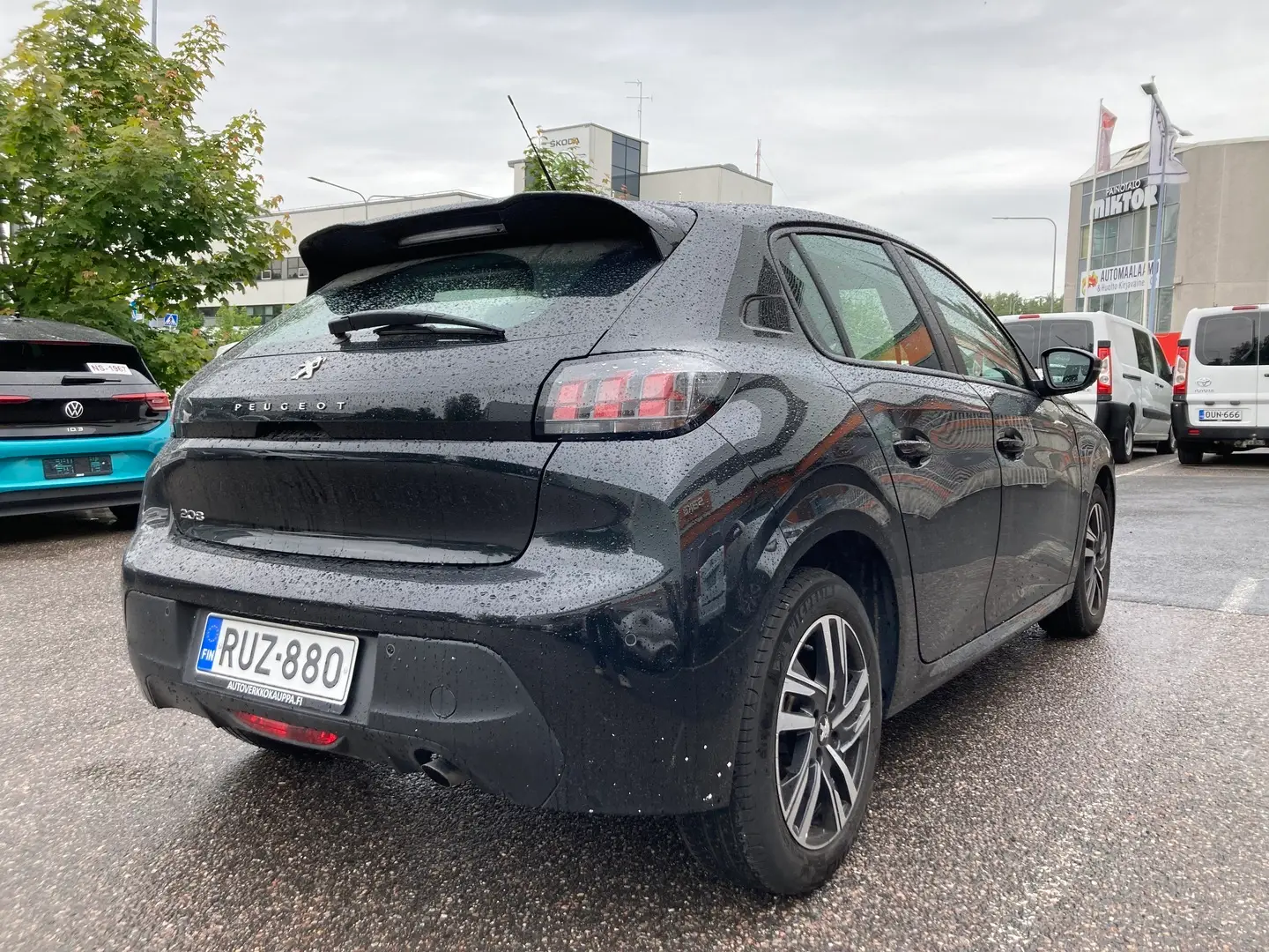 Car Image - FVuJBJqbHYaahYNrY0hYl