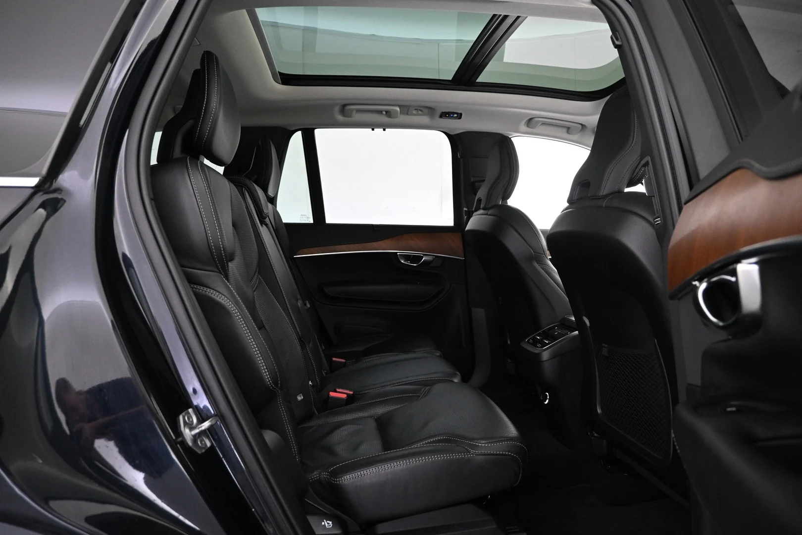 Car Image - 27VyZ0FfD9hi2jwdokWIxw
