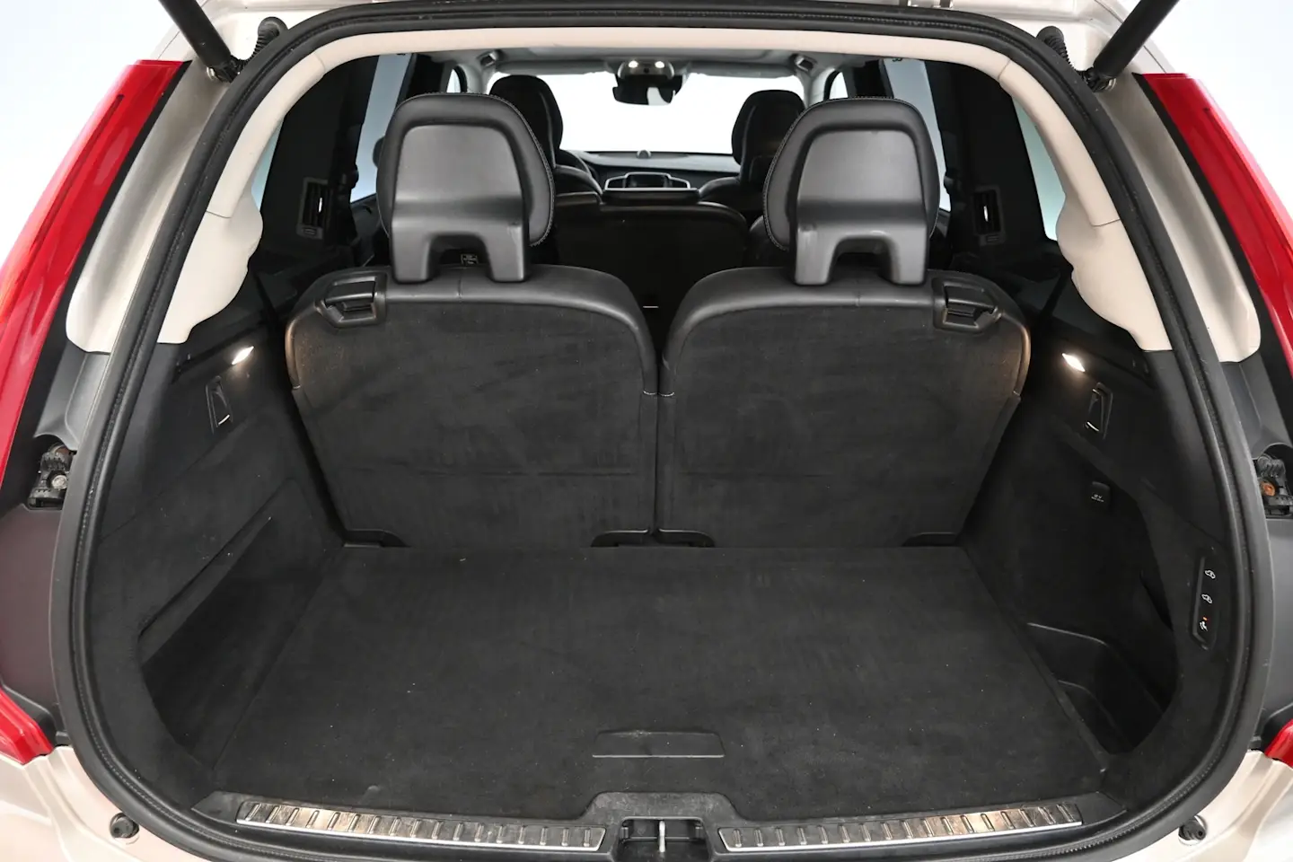 Car Image - 6yLdmI8JVDLIcVsmCEyy5n