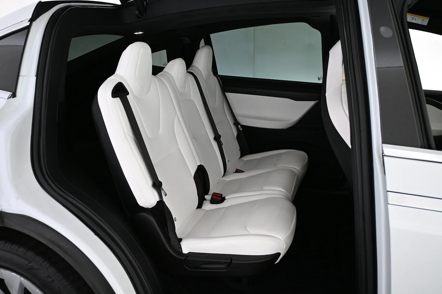Car Image - 6wkE4ZoI3WKQKTKfKVHr4H