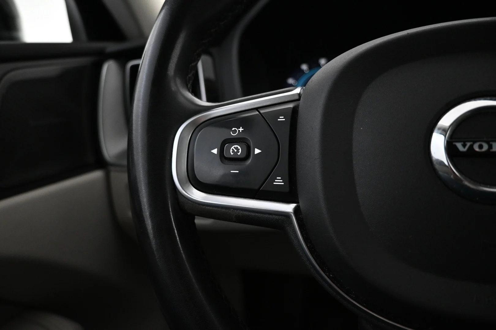 Car Image - 2ohl1WOGHrKMbcs8HOcYNE