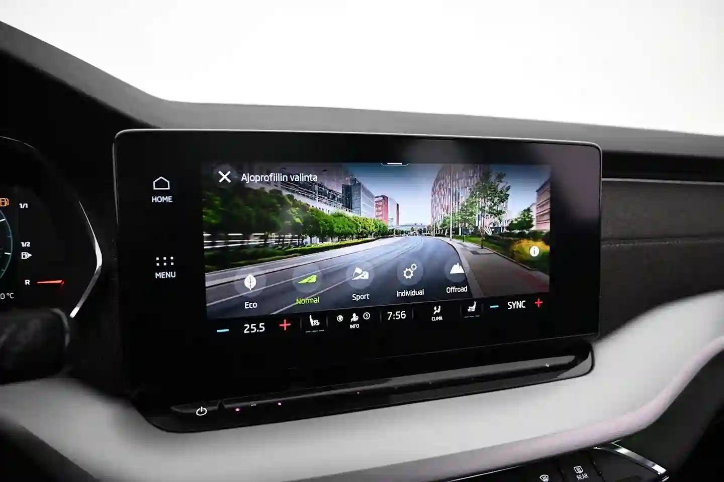 Car Image - UunPpROg0z6VOzF8VRda9
