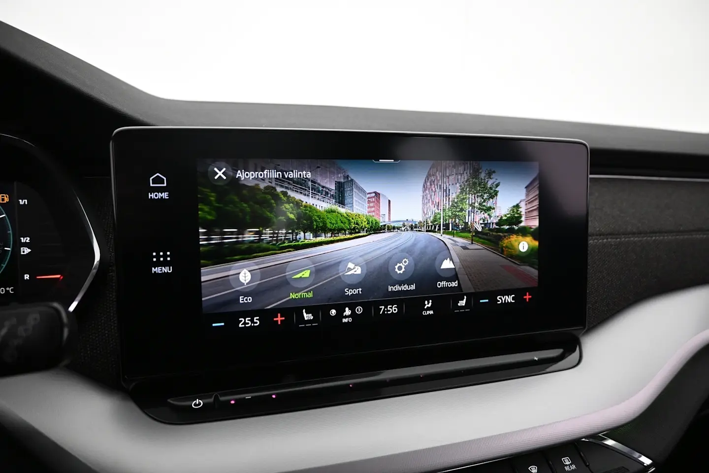 Car Image - UunPpROg0z6VOzF8VRda9
