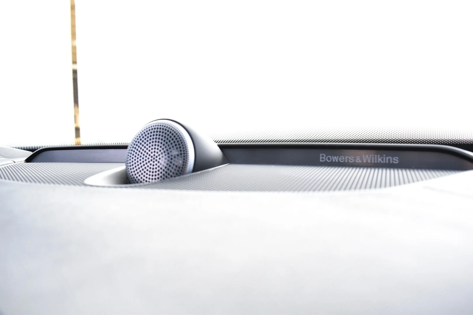 Car Image - 4zncoJlP93K0hV5LVuOpG