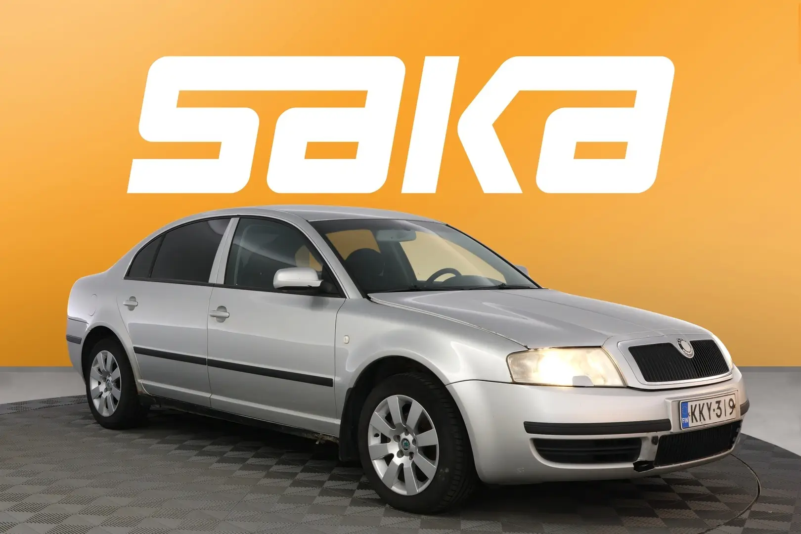 Car Image - 3P8L5yaBw9gZ9ePJKQHSRh