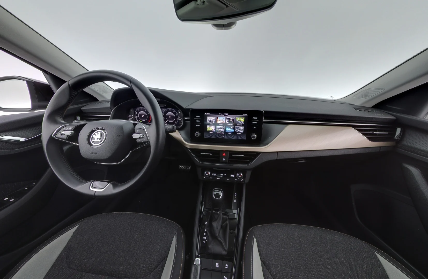 Car Image - 6mttwVXhi4mBDUwSyQsp4L